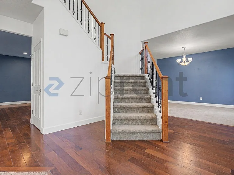 6138 SE Thornapple St — Photo 6