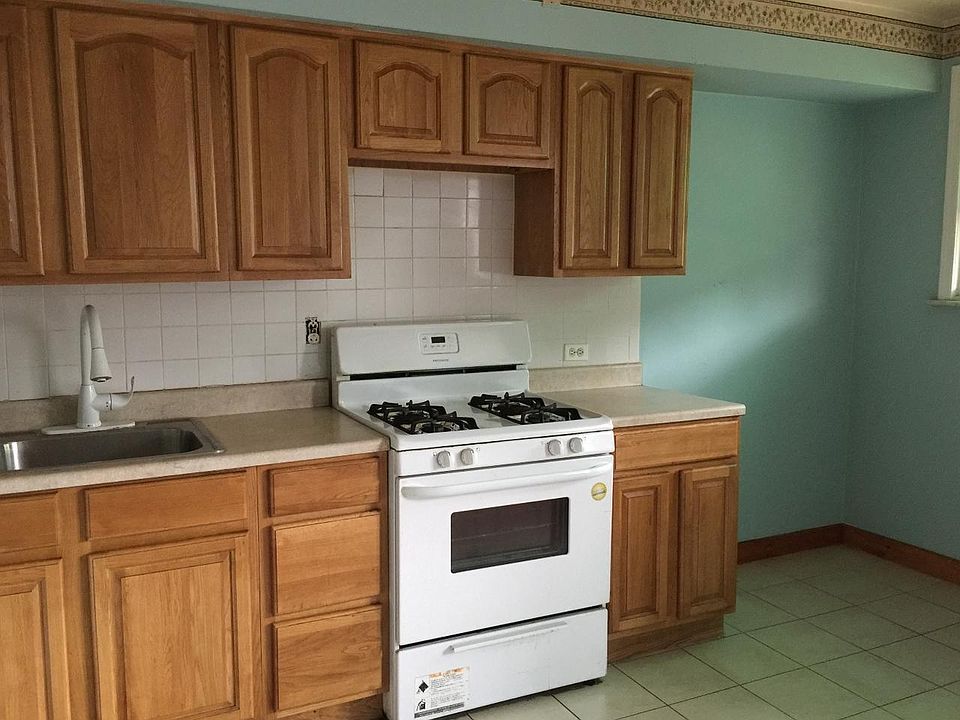 2nd image of 2036 S 28th St