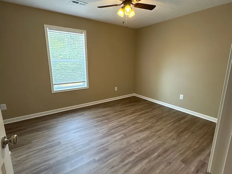 517 Weaver St #5 — Photo 18