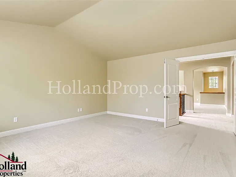 342 NW Malia Ln — Photo 18