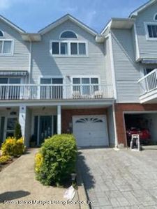 615 Johnston Ter, Staten Island, NY, 10309