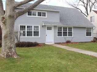 202 Broome St, Iselin, NJ 08830