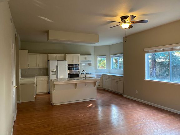 5th image of 9697 N Price Ave