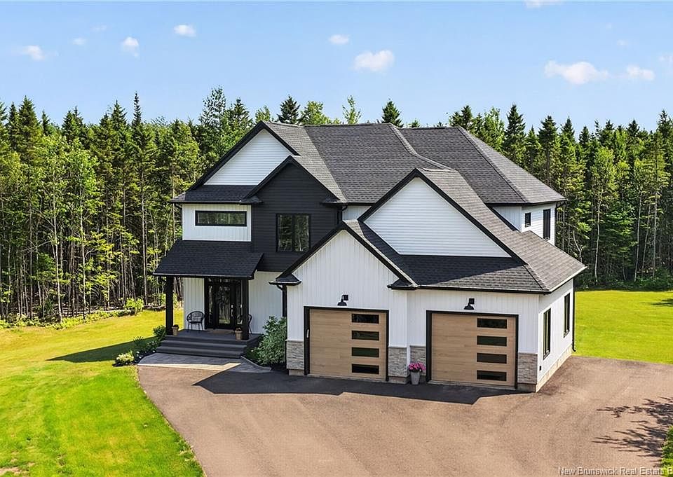 1st image of 71 Isabelle Ave