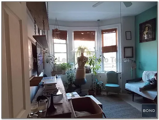 Rented by Bond New York | media 65