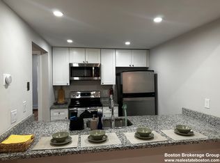 670 State St #4, Boston, MA 02109