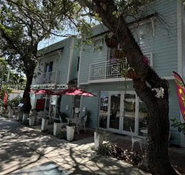 3872 Grand Ave #A — Photo 1