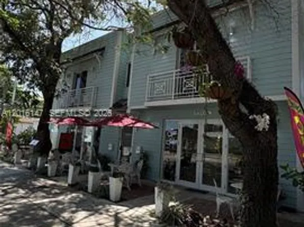 3872 Grand Ave #A, Miami, FL 33133