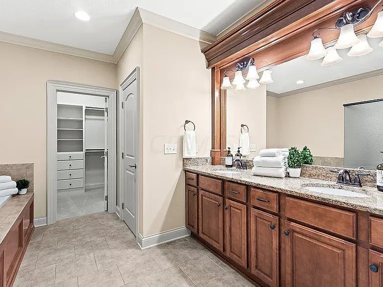 5430 Slater Rdg #1 — Photo 12