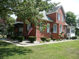 8016 Main St, Breese, IL 62230