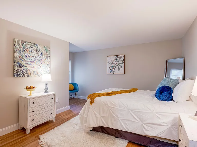 Cloverdale Park Apartments, LLC — Photo 10
