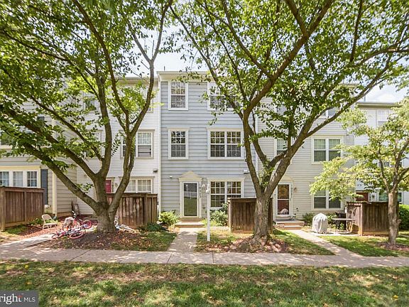 2nd image of 19023 Highstream Pl #855