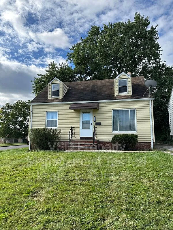 21516 Watson Rd photo 1