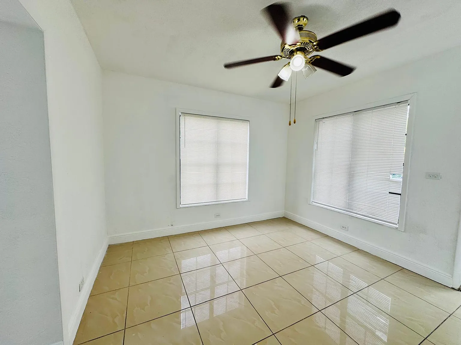 1060 Northwest 116th Street - 1 — Photo 4