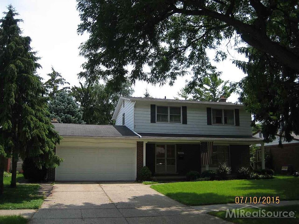 1st image of 2450 Agustina Dr