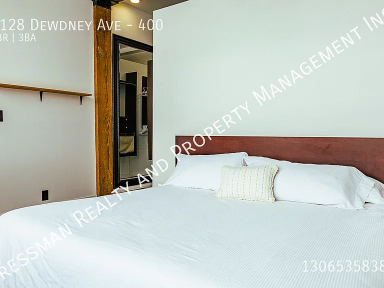 2128 Dewdney Ave #400 — Photo 16