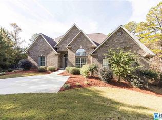 300 Emerald Ln, Chelsea, AL 35043