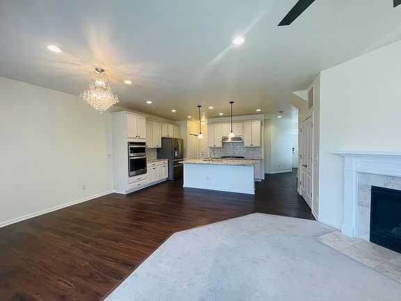4th image of 43478 Chancellor Ln