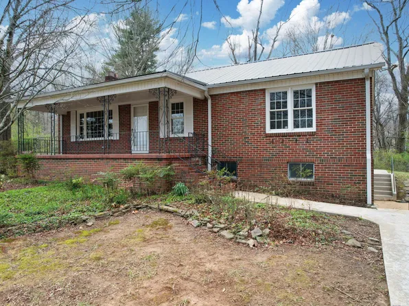 2435 Ridgeview Dr NW, Cleveland, TN 37311