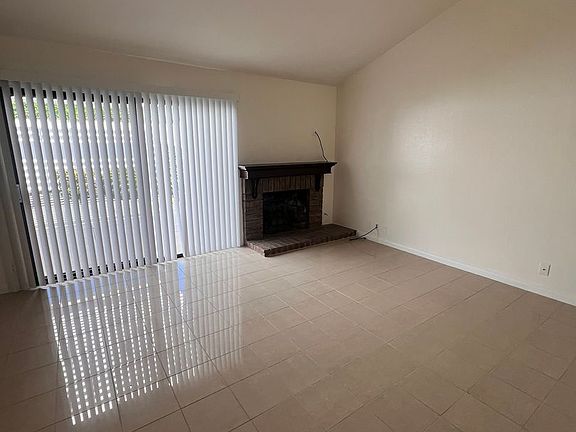 5th image of 1142 Ashbury Ct