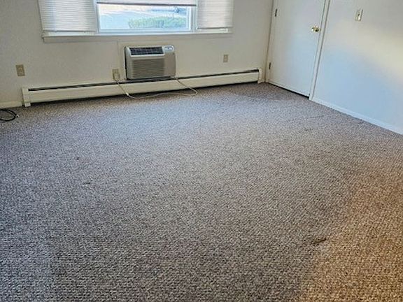 5th image of 10-22 Nashawannuck St #18B