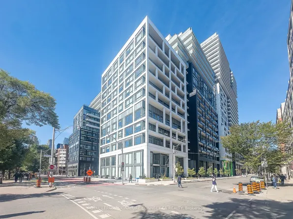 60 Princess St #103, Toronto, ON M5A 2C7