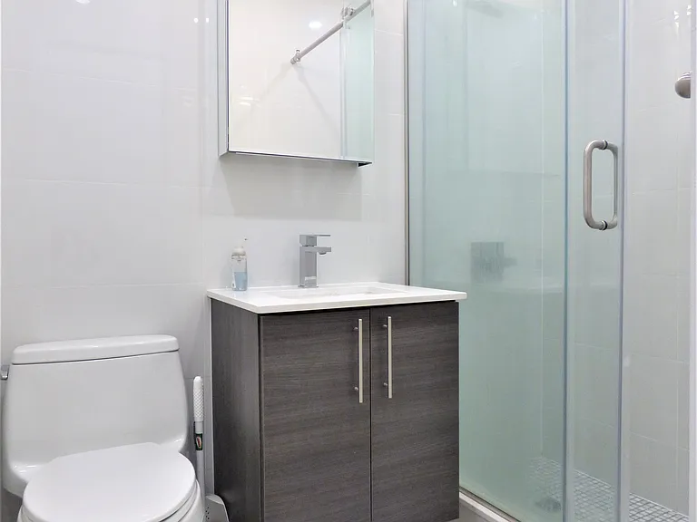 2 Clinton St #2A — Photo 7