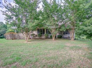 552 Vaughn Dr, Rocky Face, GA 30736