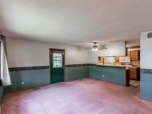 3rd image of 2744 Brookdale Ln