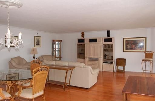3rd image of 3301 Bayshore Blvd Unit 705C