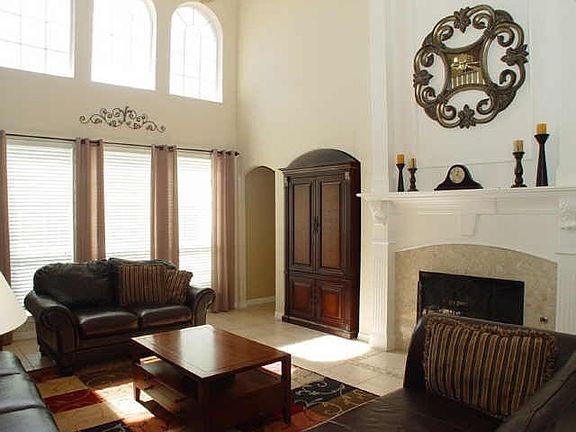 5th image of 3301 Barkwood Ln