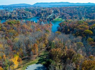 8 Southwind Dr, Moneta, VA 24121