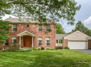 1918 Falling Tree Ct, Chesterfield, MO 63005