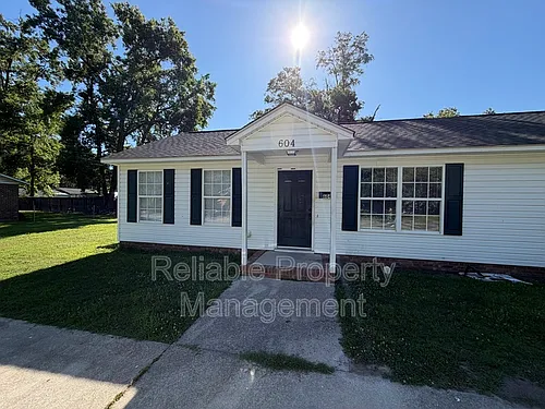 604 Winston Cir Photo 1