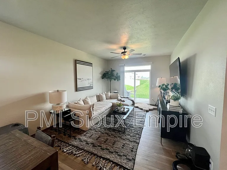 5510 E Lebridge St — Photo 7