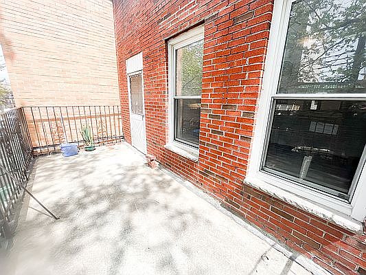 1st image of 935 58th St #3