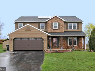 6 Ladybug Ln, Myerstown, PA 17067