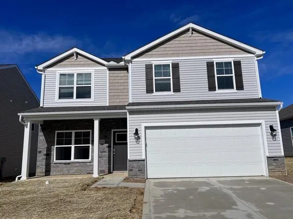 324 Sandburg Dr, Lithopolis, OH 43136