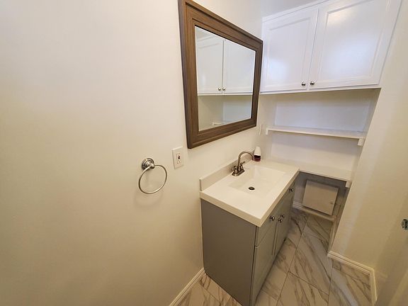 5th image of 441 N Stanley Ave #03dhum14t