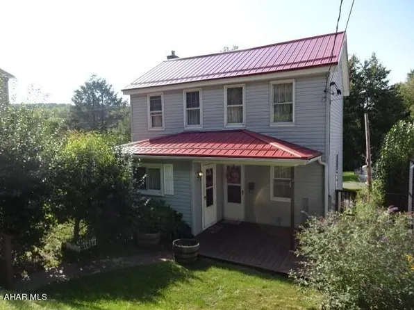 5330 Portage St, Lilly, PA 15938