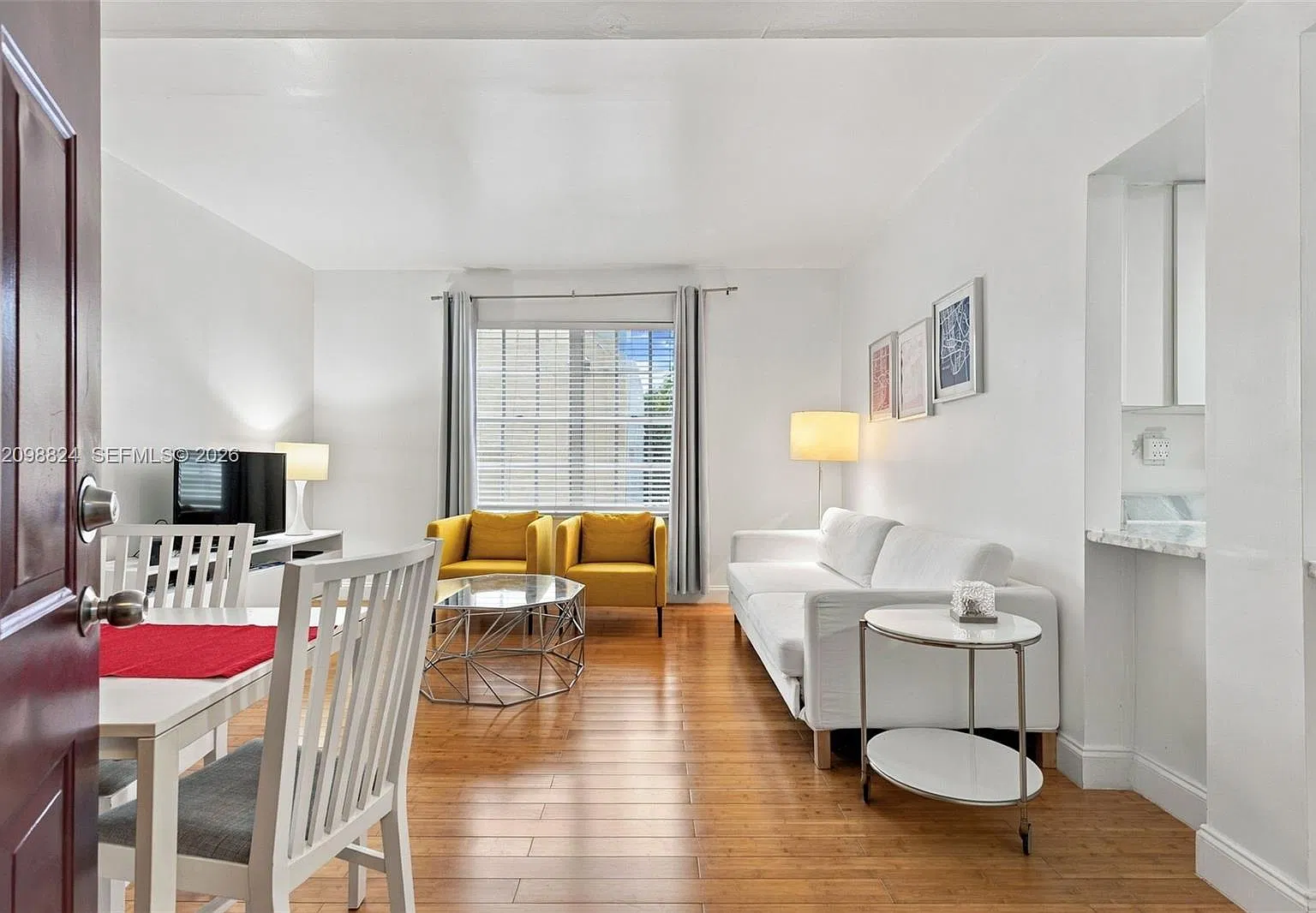 The Flamingo Condo — Photo 4