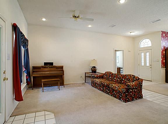 3rd image of 7520 Brockwood Ct