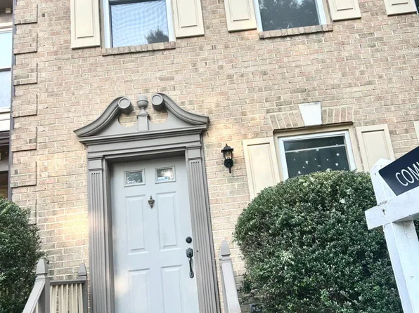 5906 Wescott Hills Way, Alexandria, VA 22315