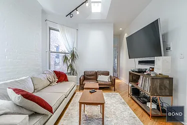 Rented by Bond New York