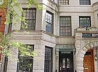 73 E Cedar St, Chicago, IL 60611