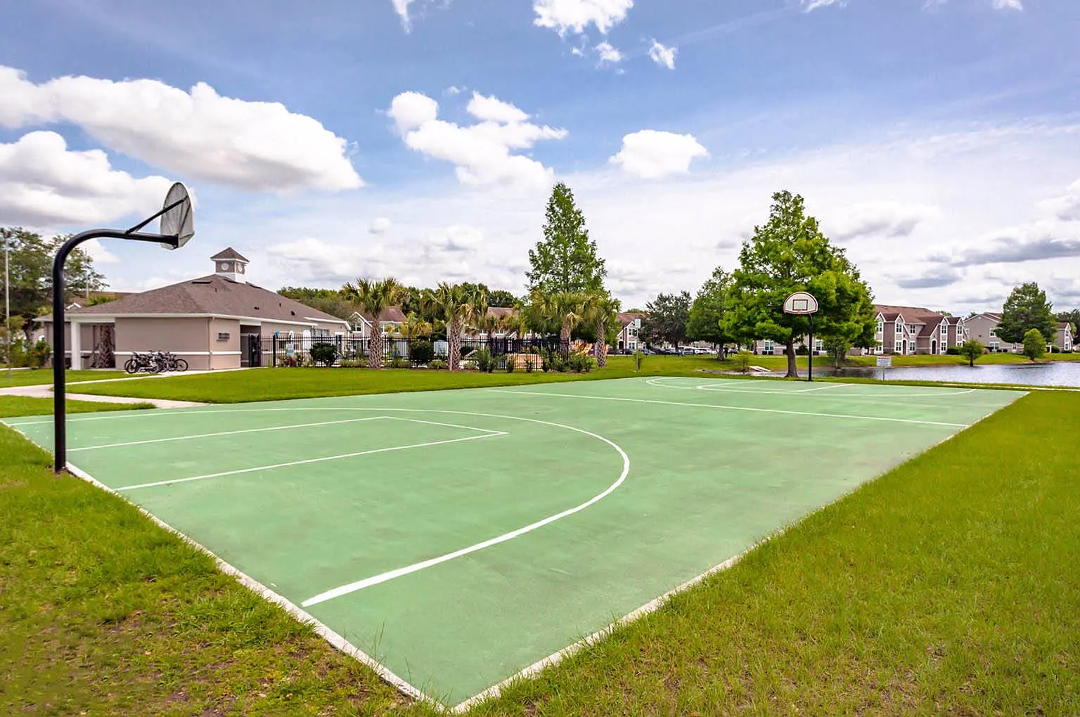 Sawyer Estates — Photo 4