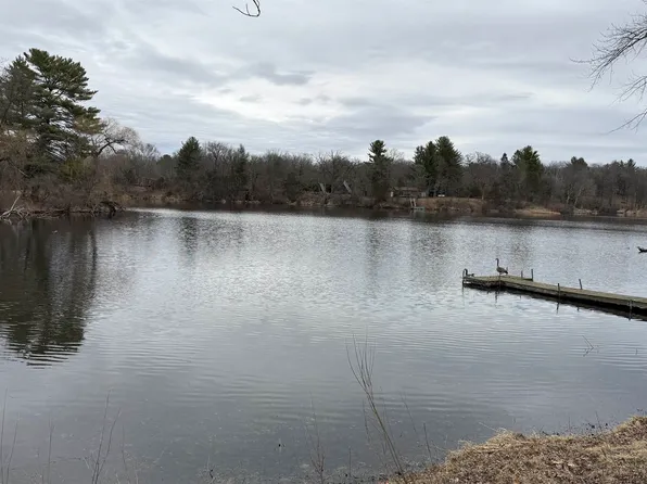 N 2nd Ct, Oxford, WI 53952