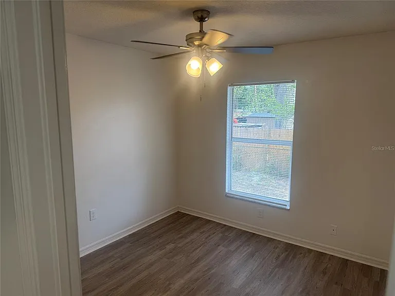 3417 Temple St #B — Photo 11