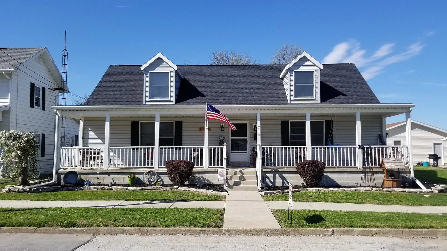 218 Poplar St photo 1