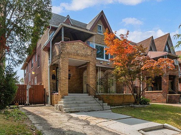 3rd image of 3275 Webb St